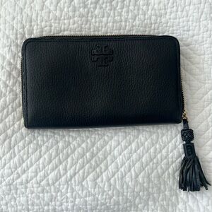 Tory Burch wallet